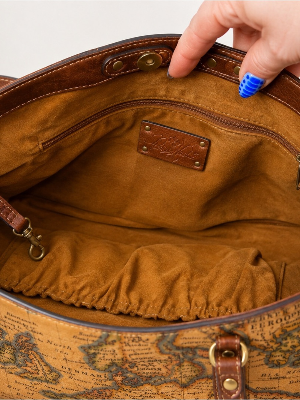 Patricia Nash European Map Collection Tote - Picture 8 of 10
